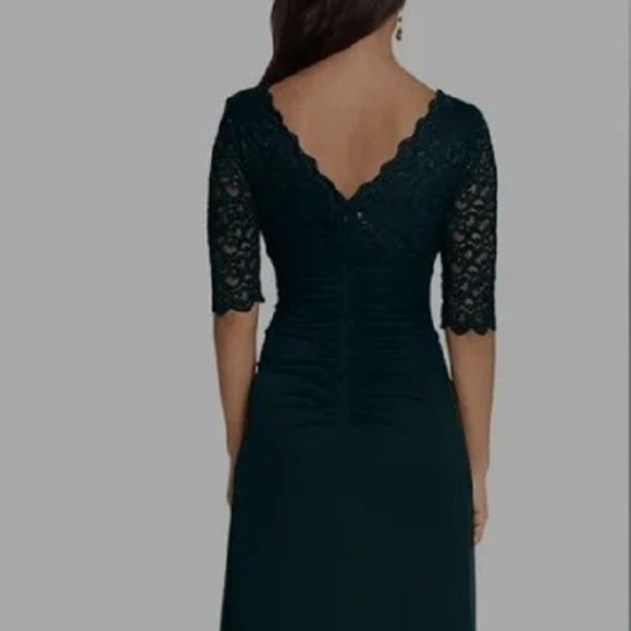 BETSY & ADAM Women's Lace-Top Waterfall-Detail Gown Pine 4 - Picture 2 of 3